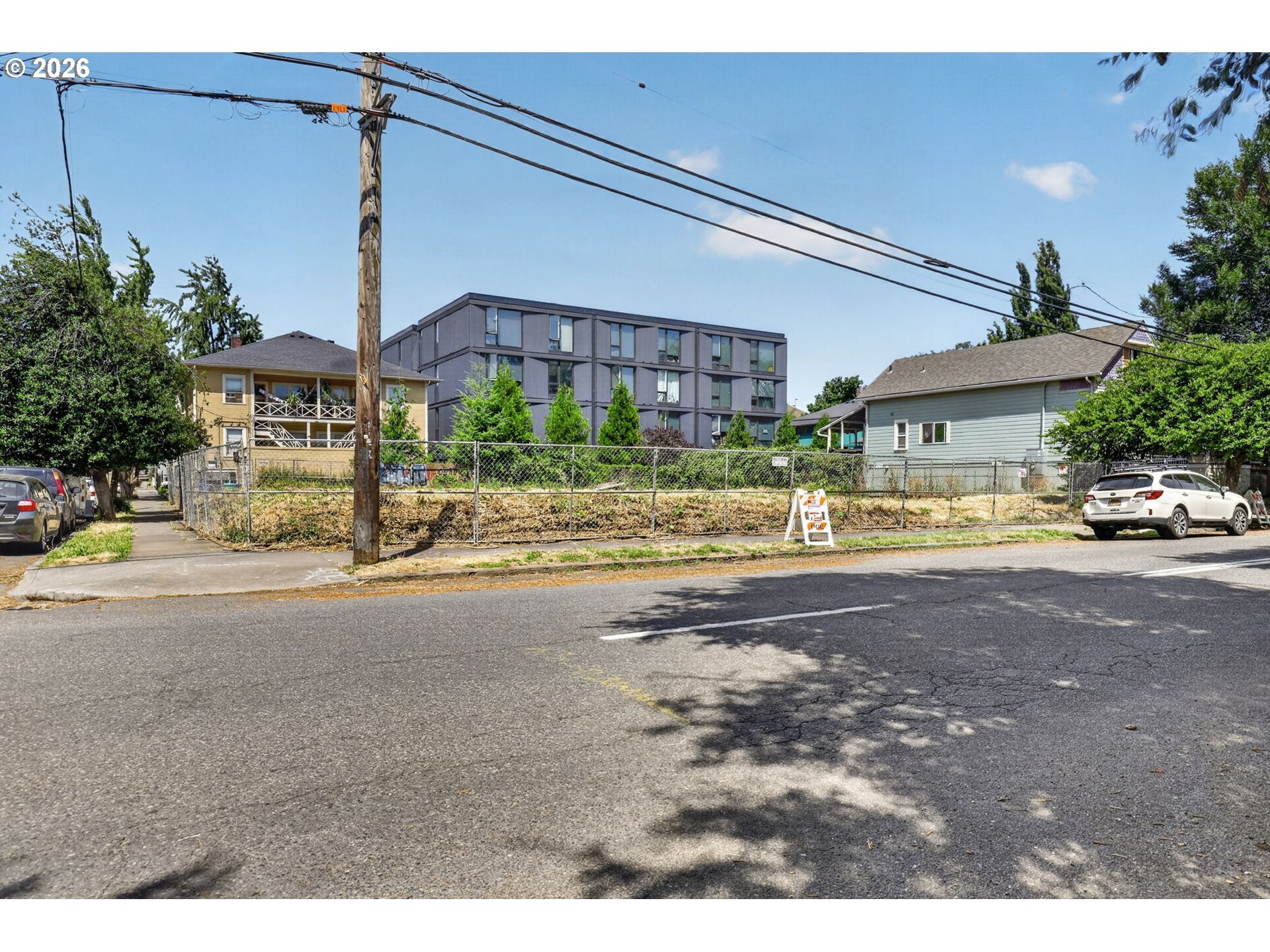 1121 SE LINCOLN ST
