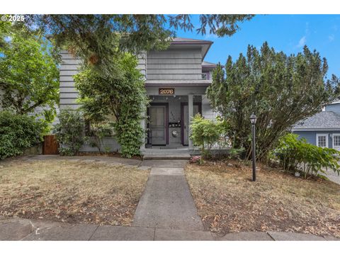 2076 LINCOLN ST Eugene OR 97405