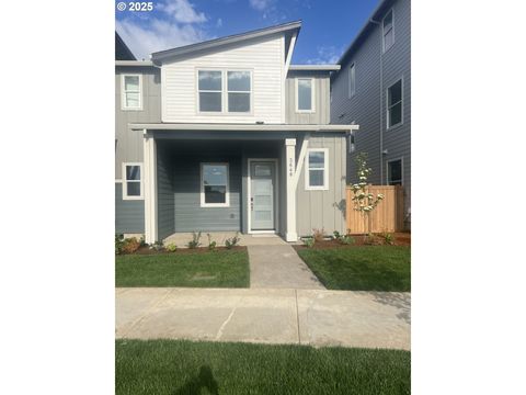 3648 SE 86th AVE Hillsboro OR 97123