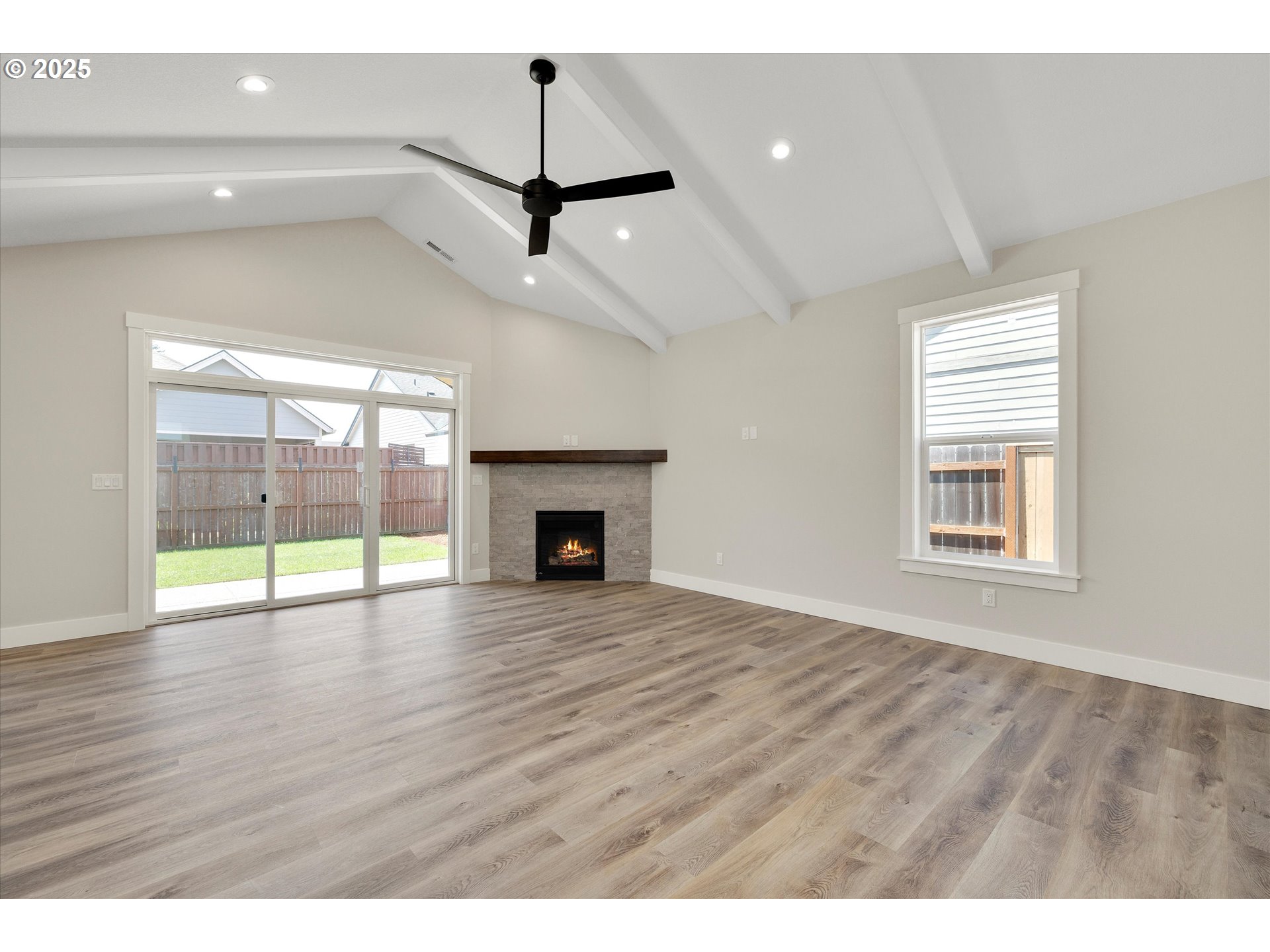 1921 SE 10TH PL