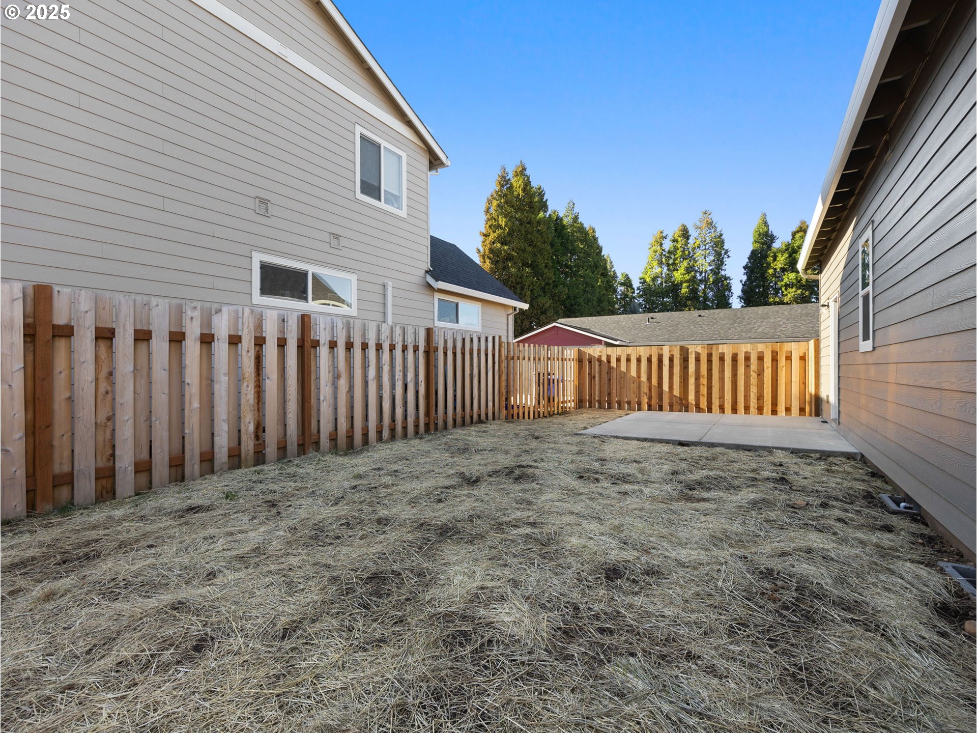 Molalla, Oregon 97038, United States, 3 Bedrooms Bedrooms, ,3 BathroomsBathrooms,Residential,Pending,13103