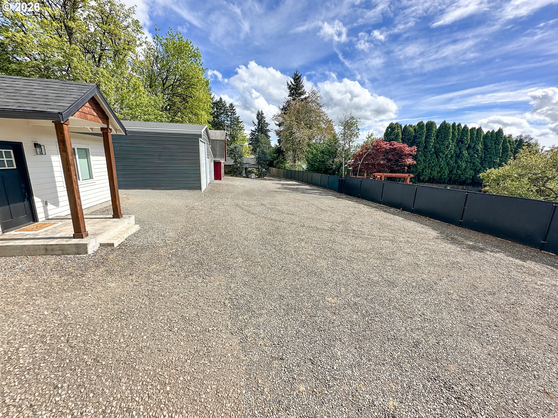 19251 CENTRAL POINT RD