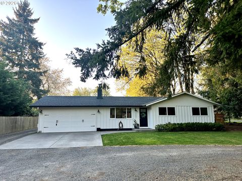 19251 CENTRAL POINT RD Oregon City OR 97045