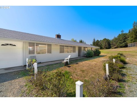 A home in Coquille