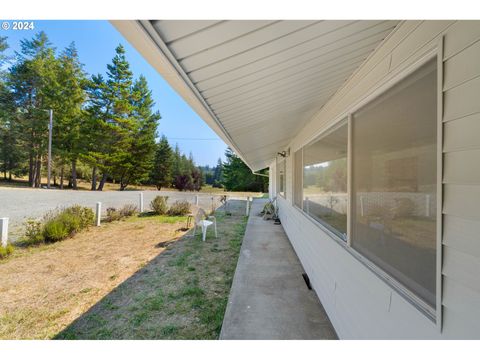 A home in Coquille