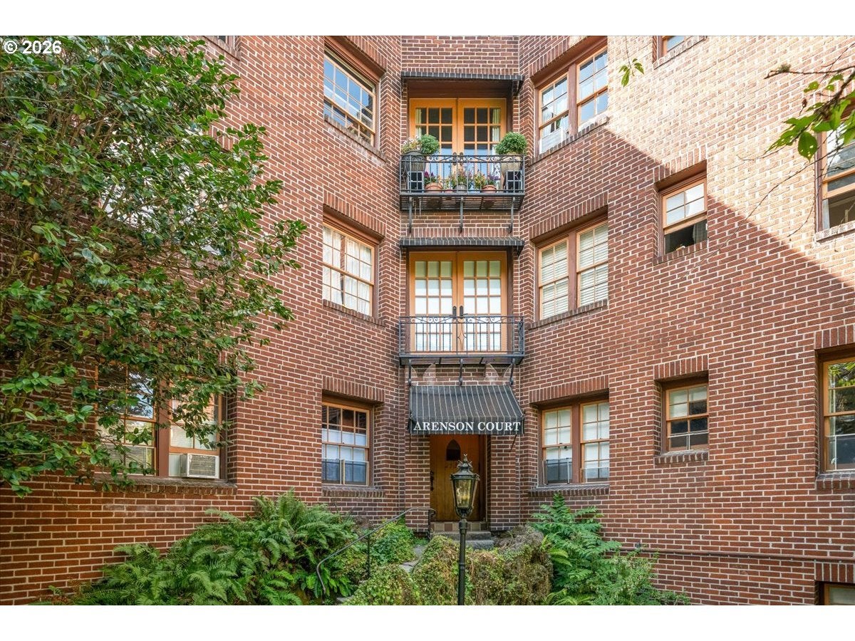 2533 NW MARSHALL ST 103