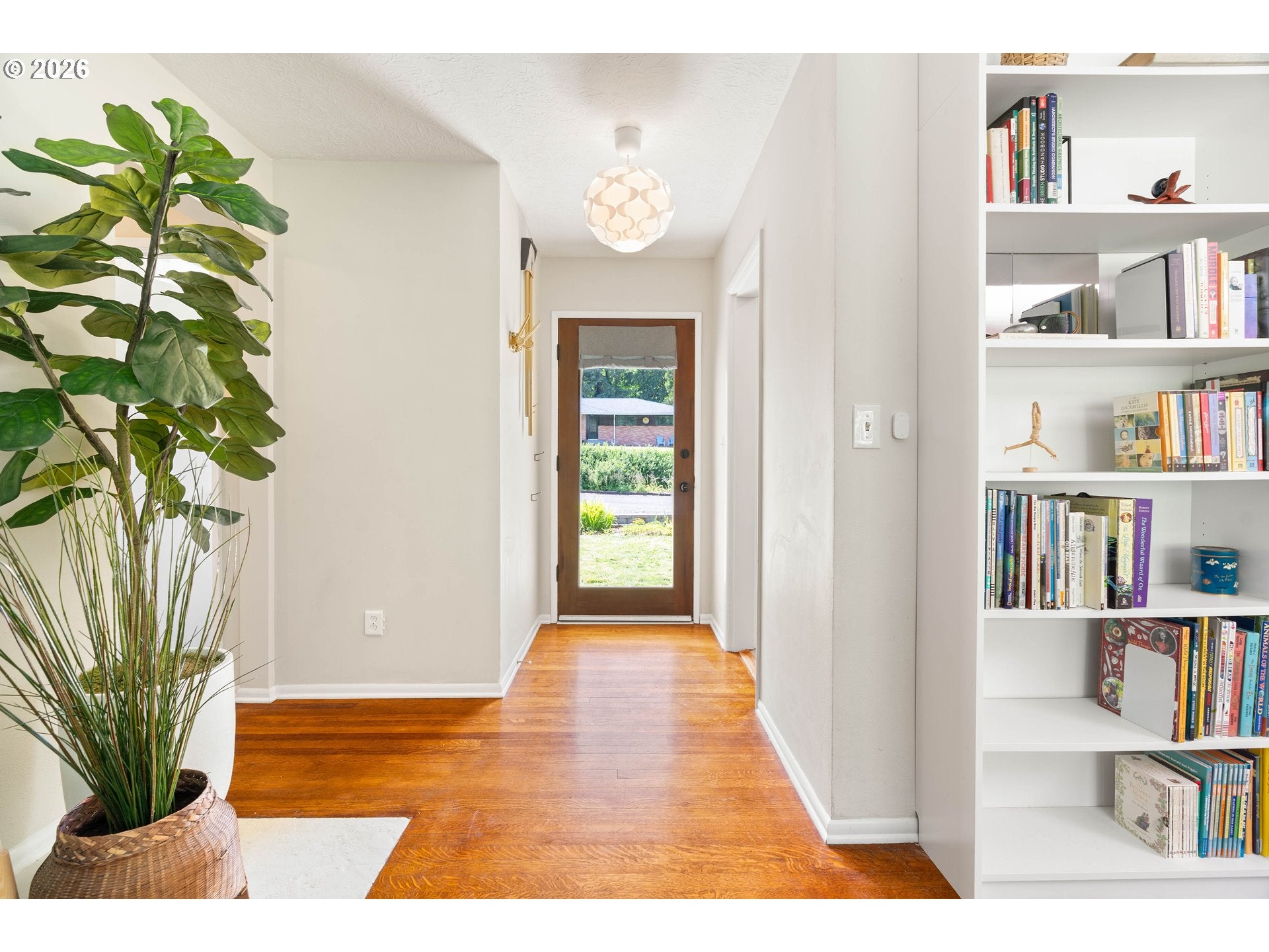 1393 SW Maplecrest DR