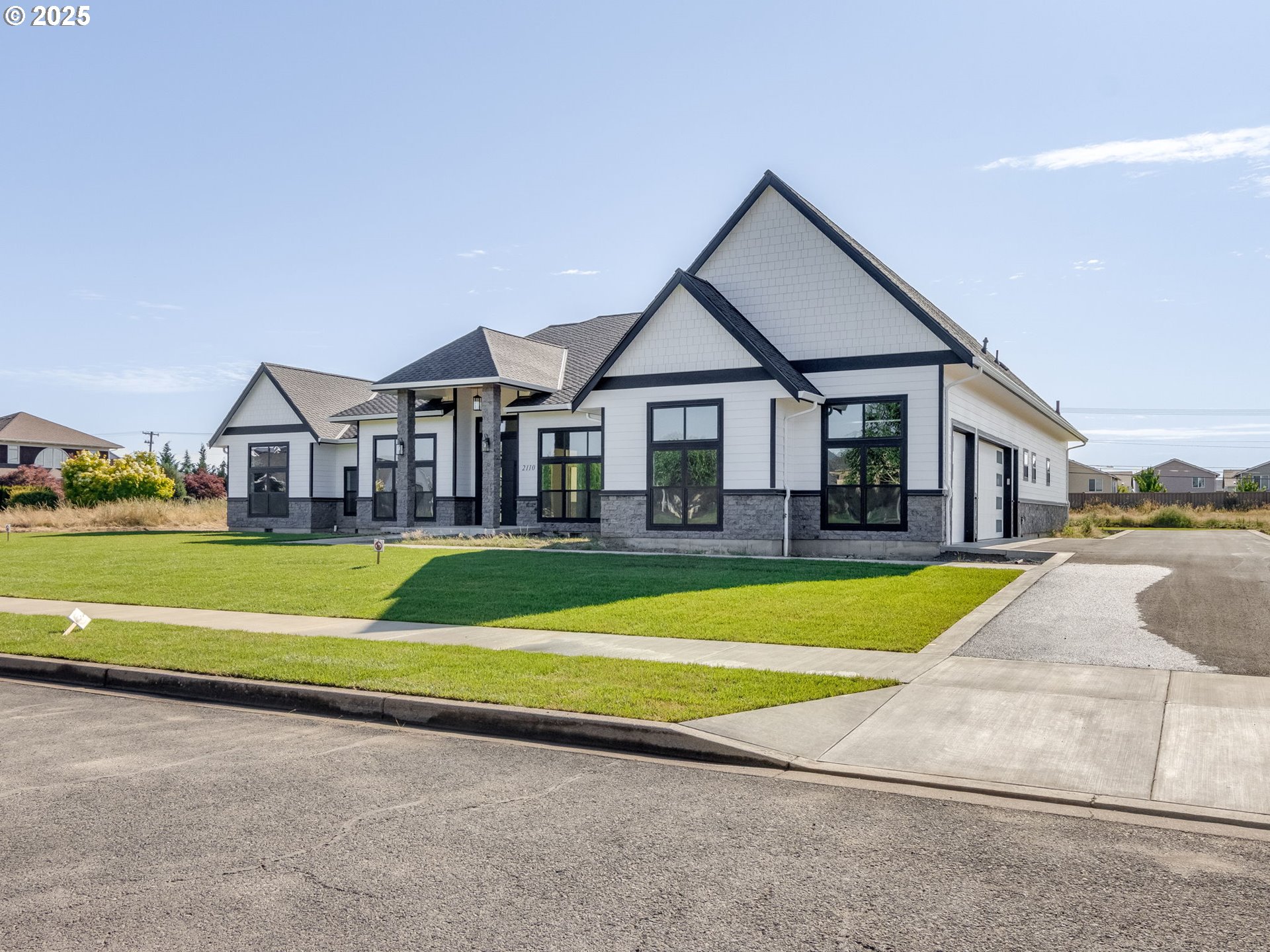 2110 SW HOMER ROSS LOOP