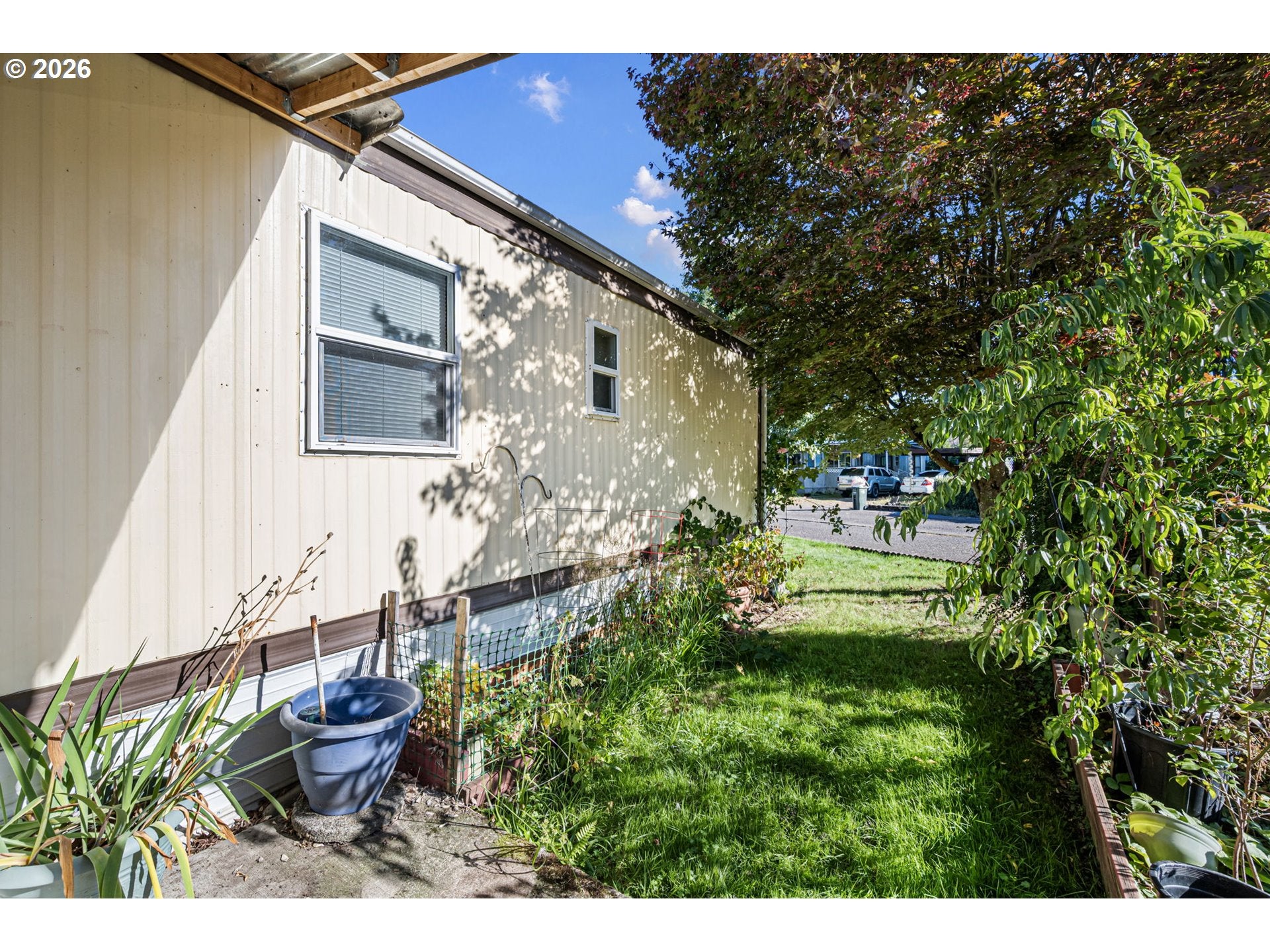 1625 HENDERSON AVE F4