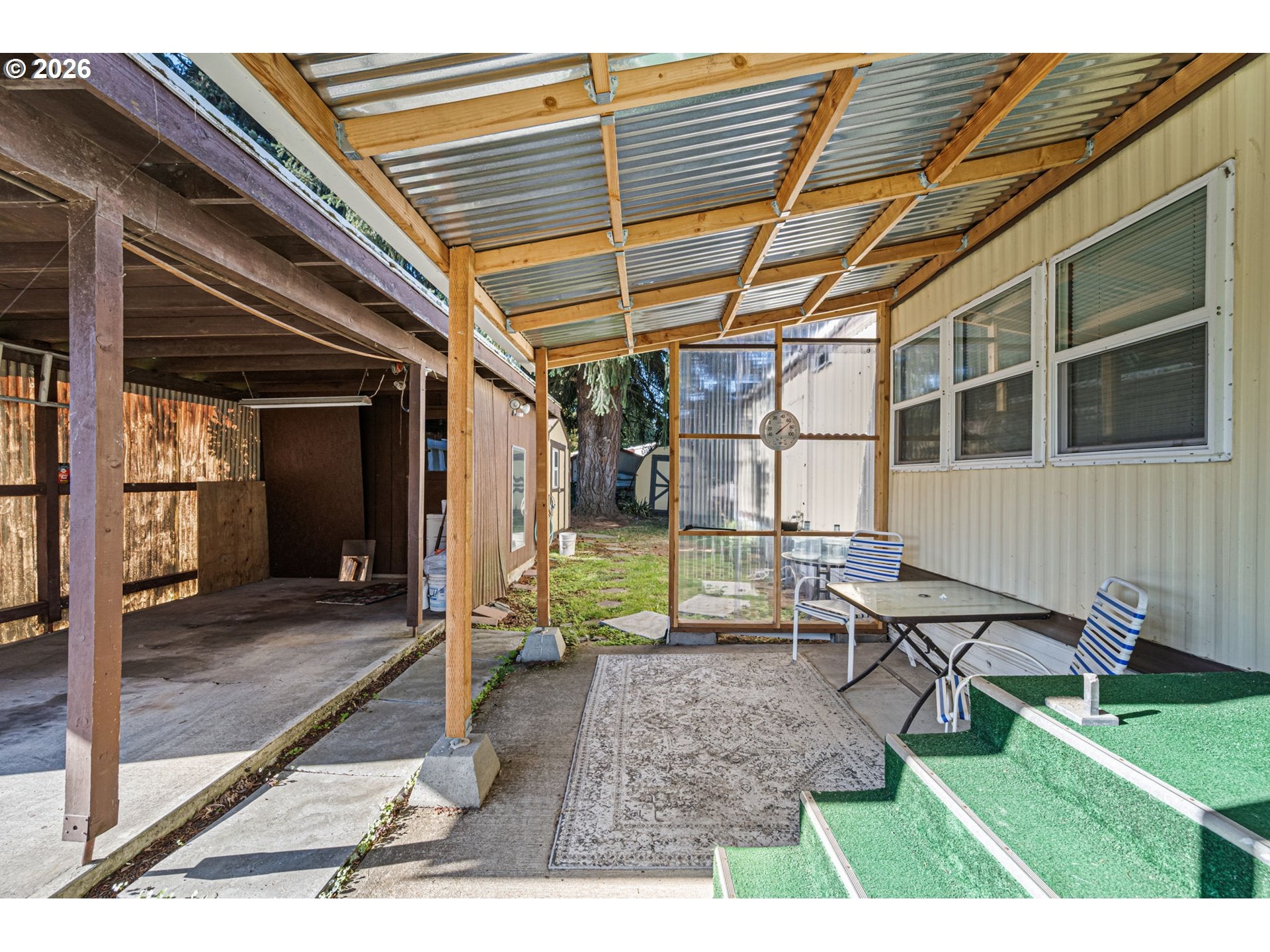 1625 HENDERSON AVE F4