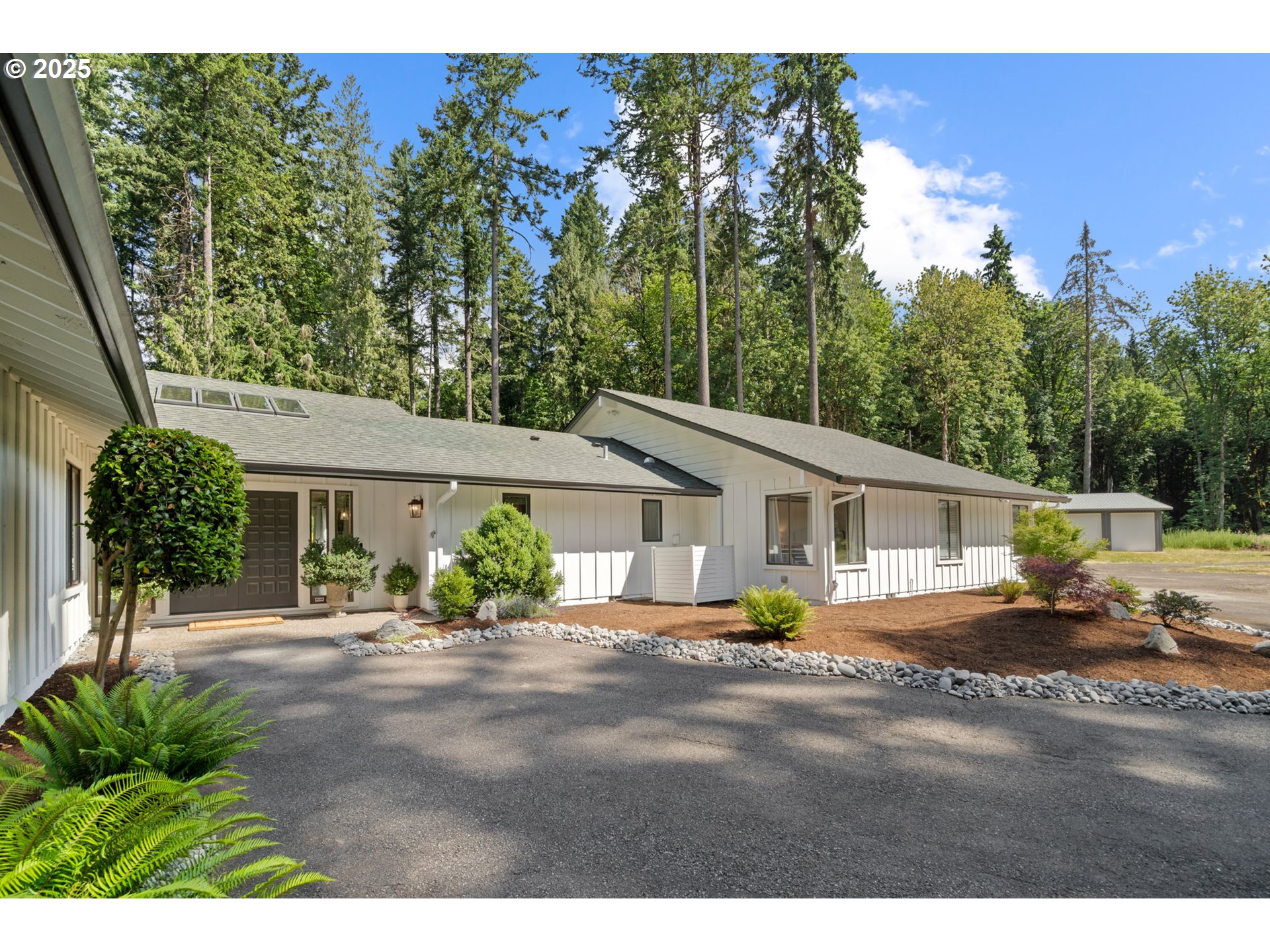 15735 NE BROWNDALE FARM RD