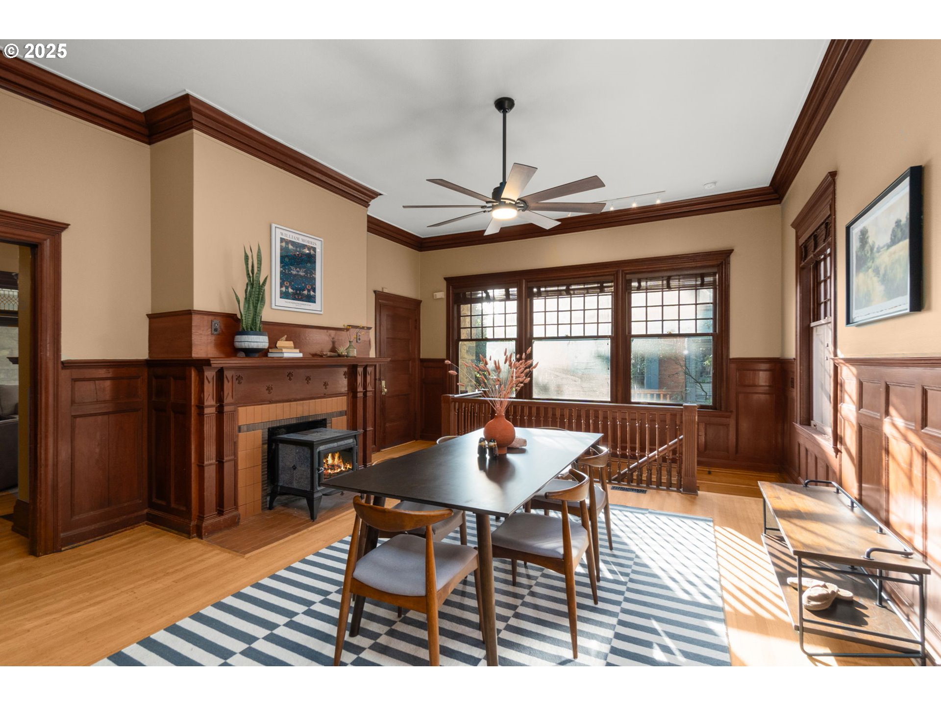 333 NW 20TH AVE 2