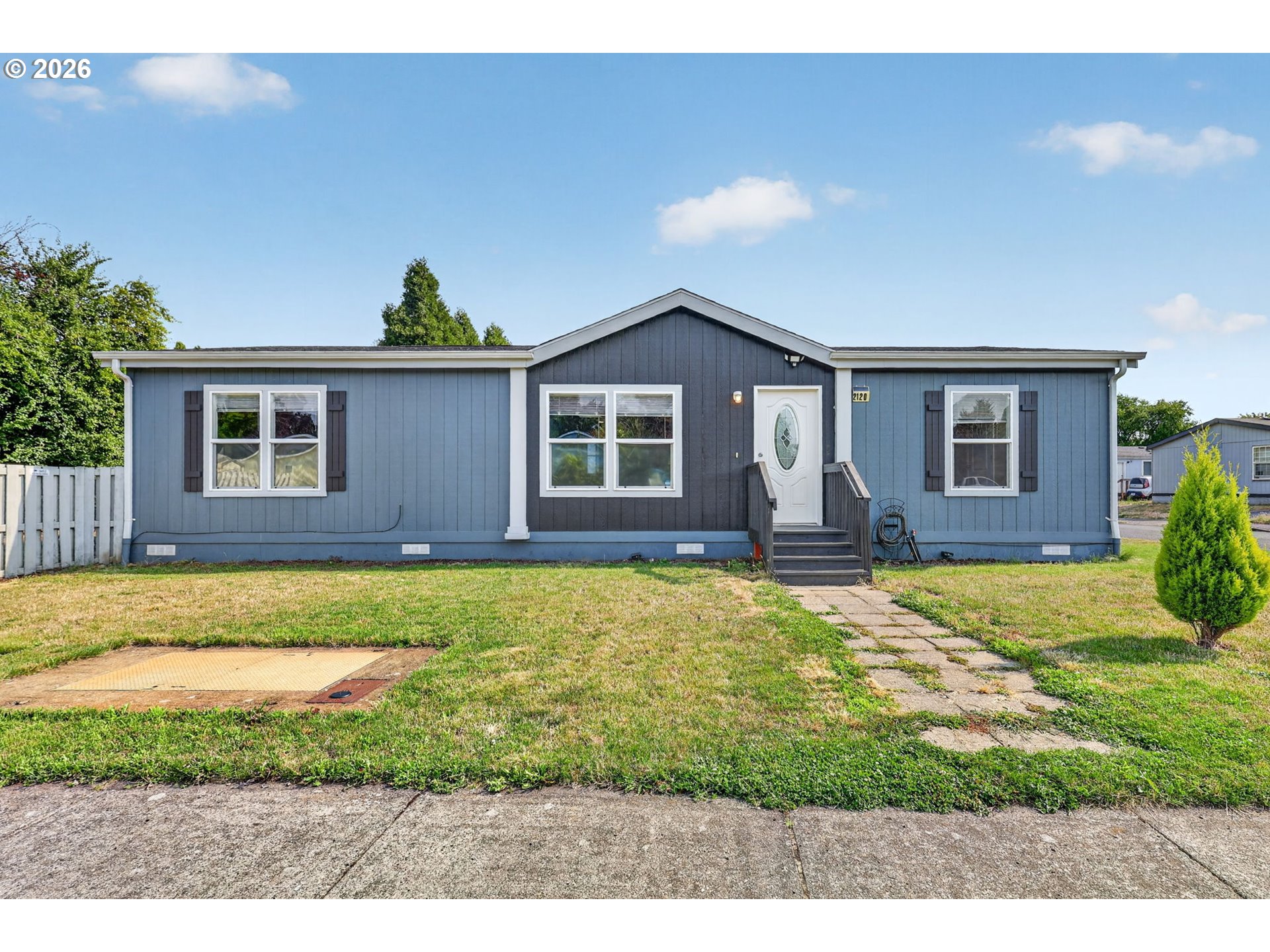 2120 SW 29TH ST 1