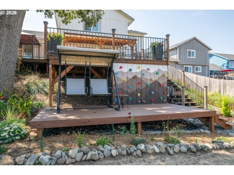 Tiny photo for 182 Sunday Dr, Creswell, OR 97426 (MLS # 696242833)