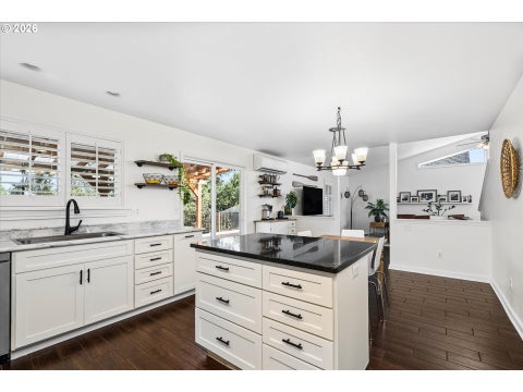 Tiny photo for 182 Sunday Dr, Creswell, OR 97426 (MLS # 696242833)