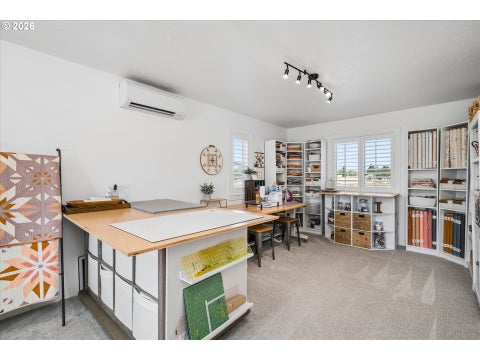 Tiny photo for 182 Sunday Dr, Creswell, OR 97426 (MLS # 696242833)