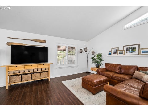 Tiny photo for 182 Sunday Dr, Creswell, OR 97426 (MLS # 696242833)