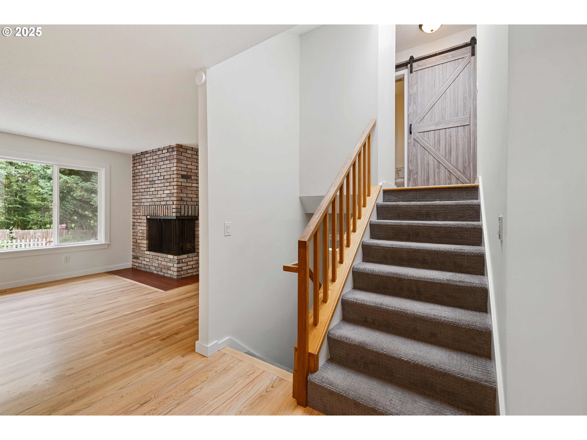 414 SW FRENWOOD WAY