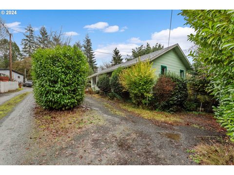 A home in Coquille