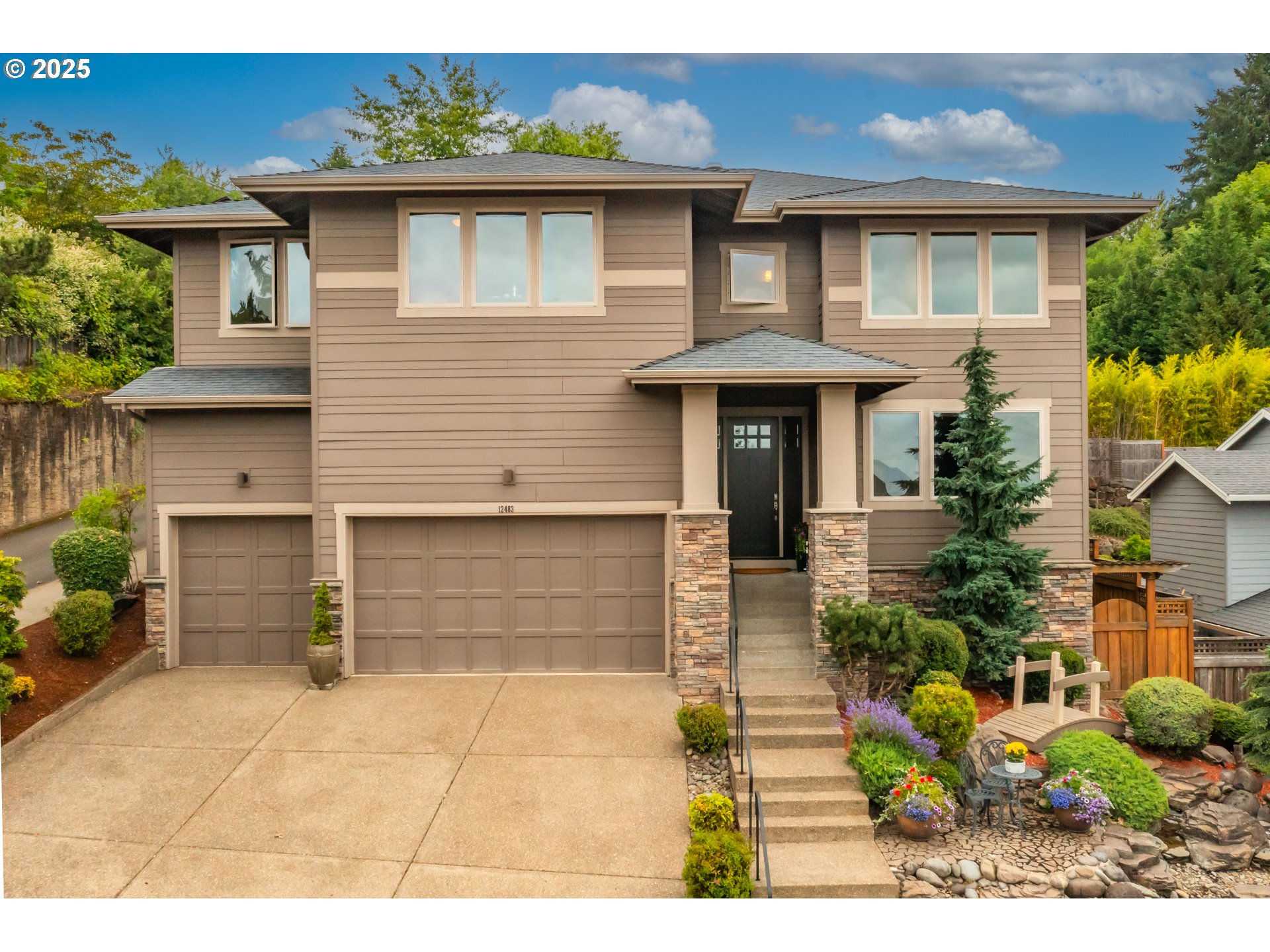 12483 SW AUTUMN VIEW ST