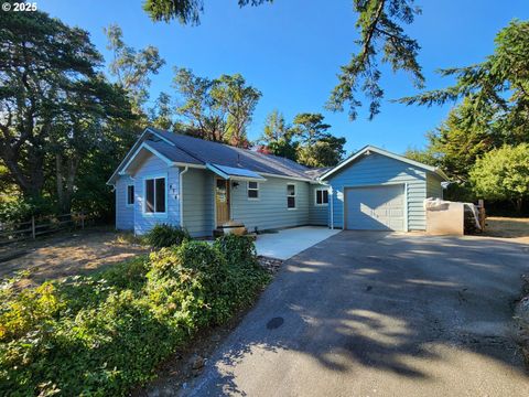 636 18TH ST Port Orford OR 97465