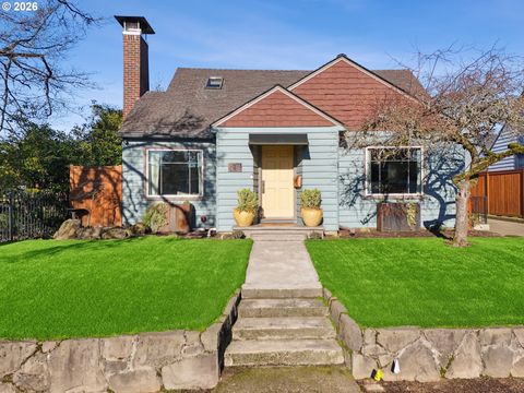 112 W 35TH ST Vancouver WA 98660