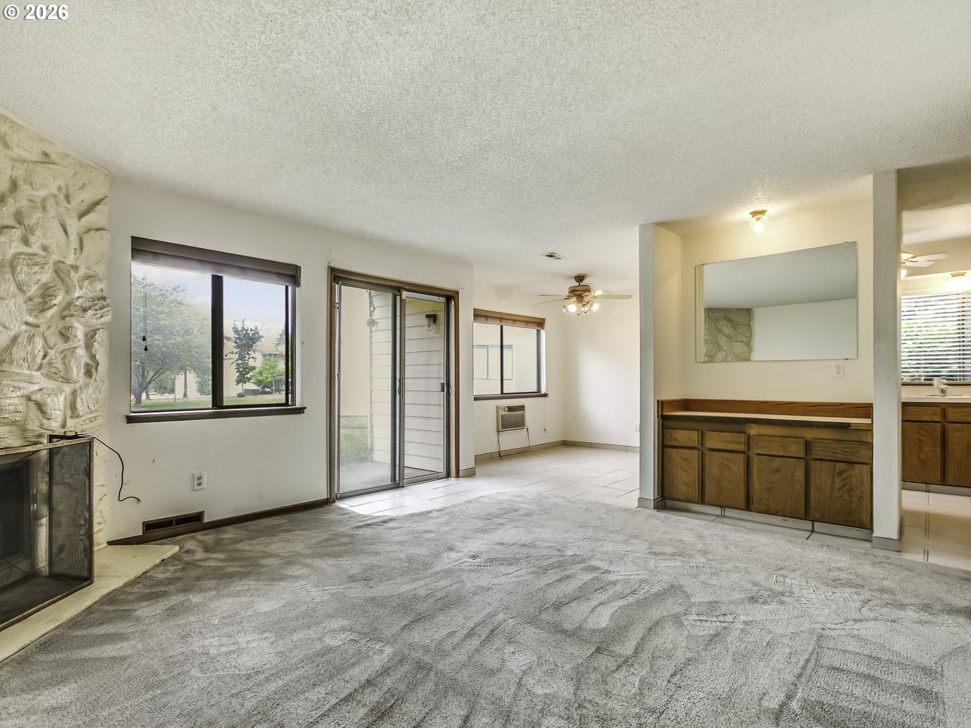 15926 NE FREMONT ST
