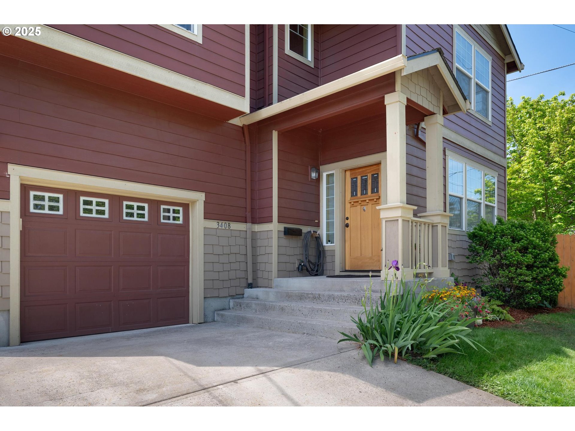 3408 NE ALBERTA CT