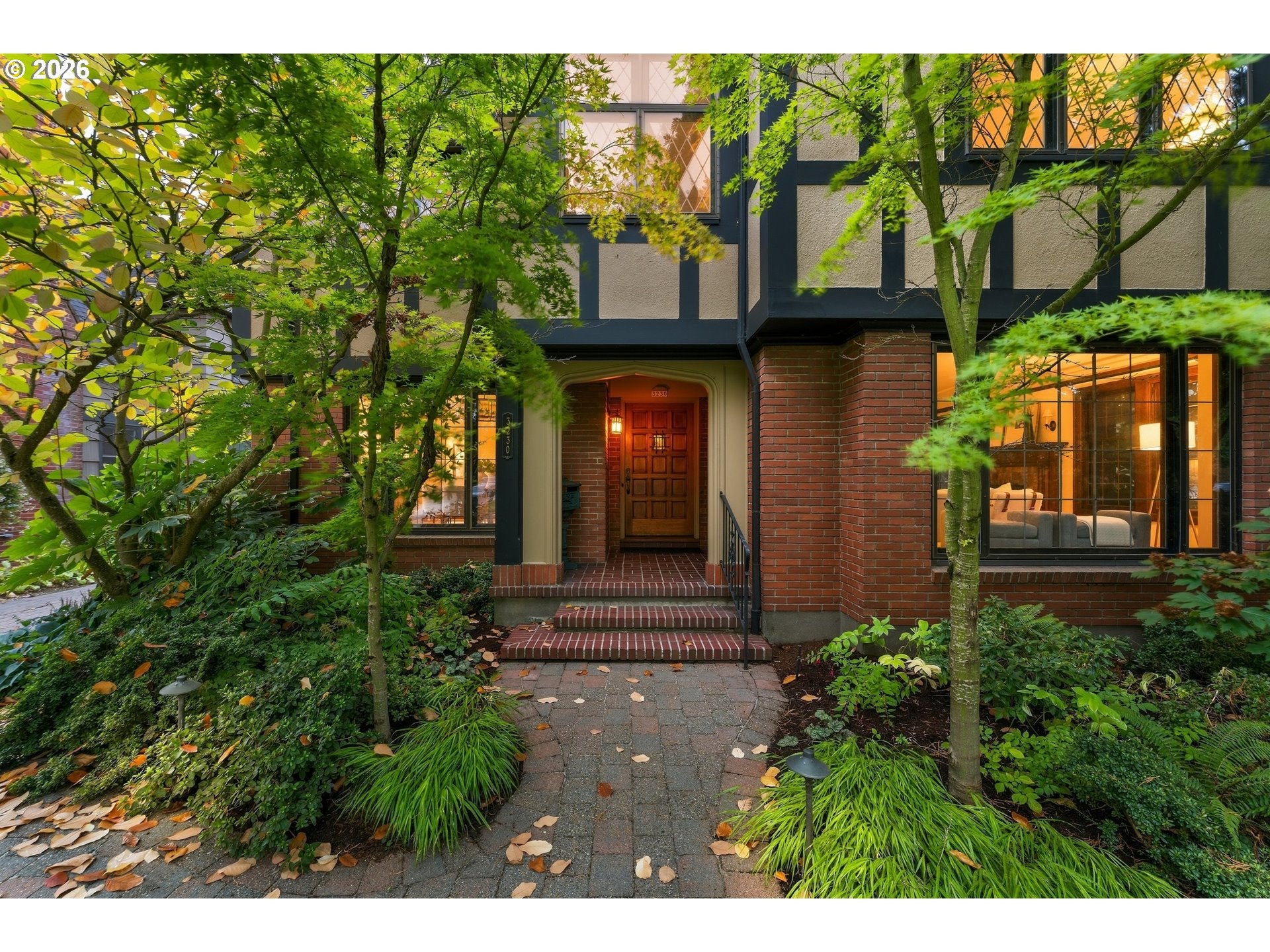 3230 NE US Grant PL