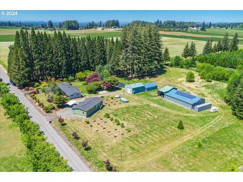 A home in Estacada