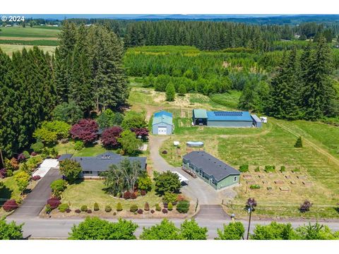 A home in Estacada