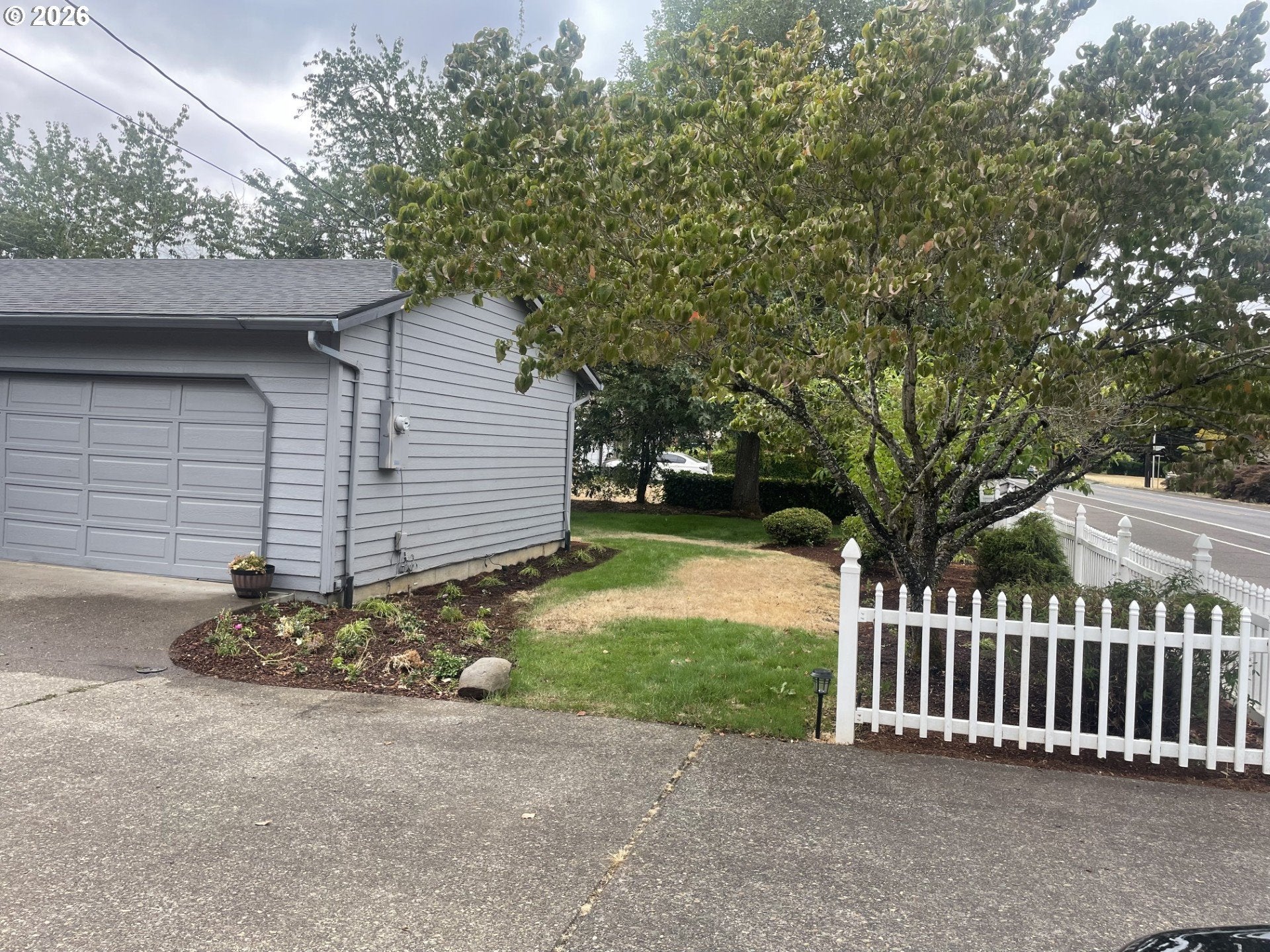 374 WARNER PARROTT RD