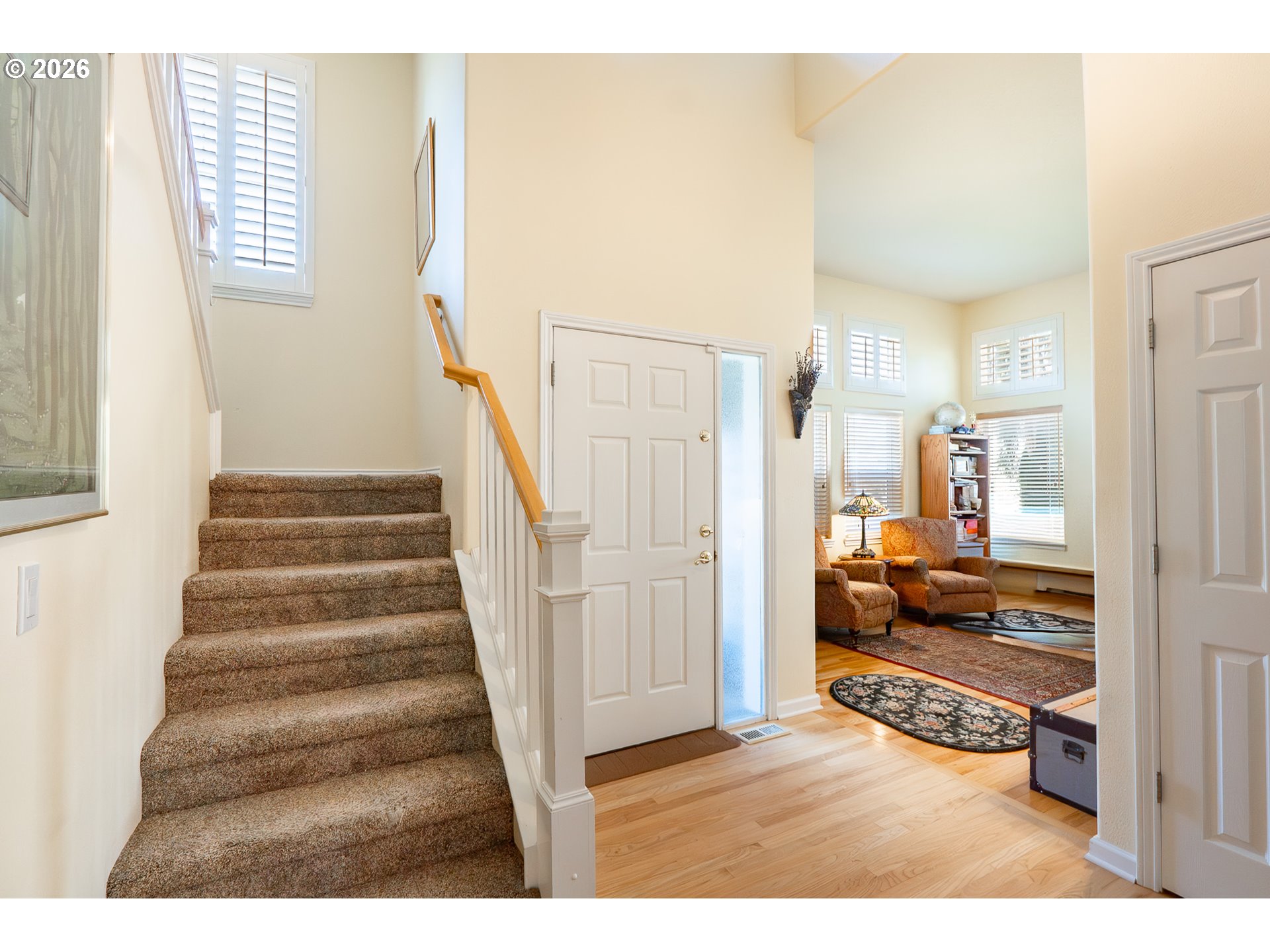 1037 NE CREEKSEDGE DR