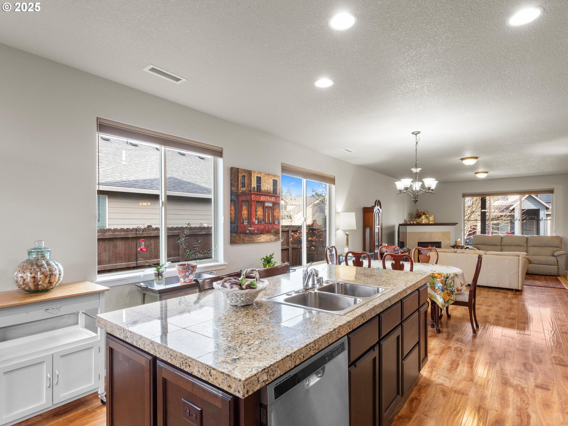 Battle Ground, Washington 98604, United States, 3 Bedrooms Bedrooms, ,2 BathroomsBathrooms,Residential,Pending,250441