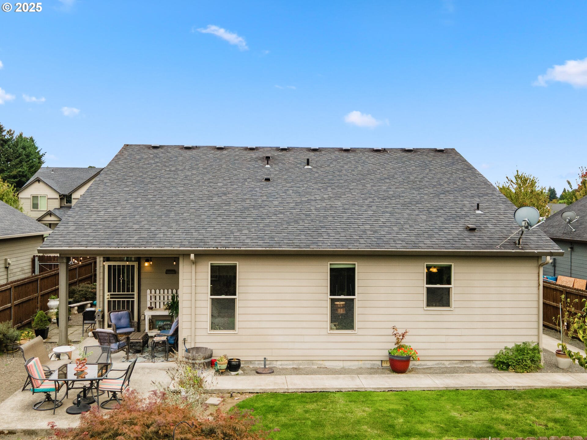 Battle Ground, Washington 98604, United States, 3 Bedrooms Bedrooms, ,2 BathroomsBathrooms,Residential,Pending,250441