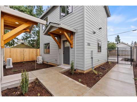 5712 SE RAMONA ST C Portland OR 97206