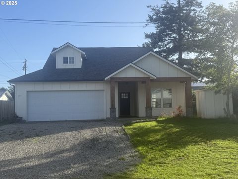 557 11TH ST Port Orford OR 97465