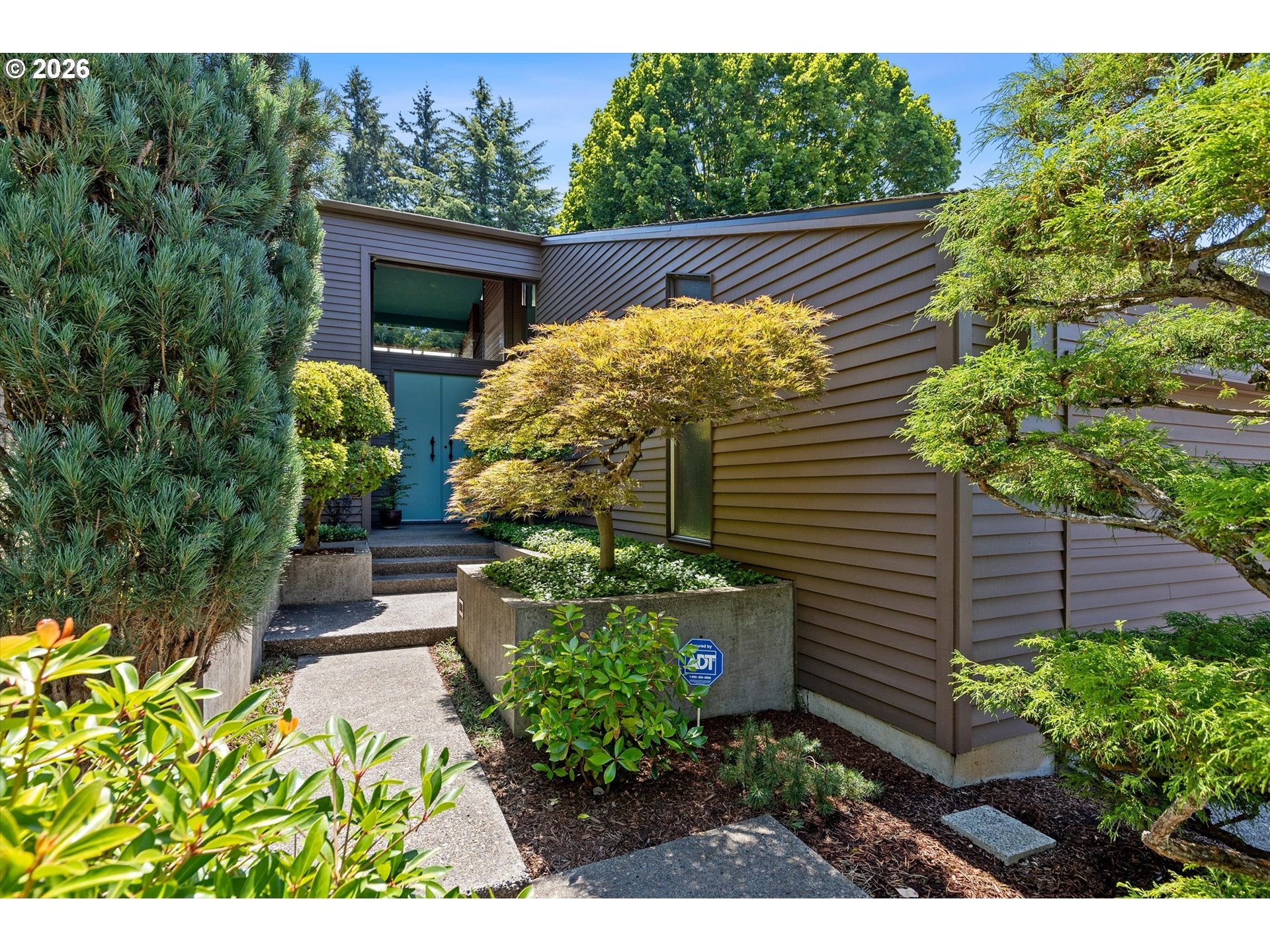 999 NE 169TH DR