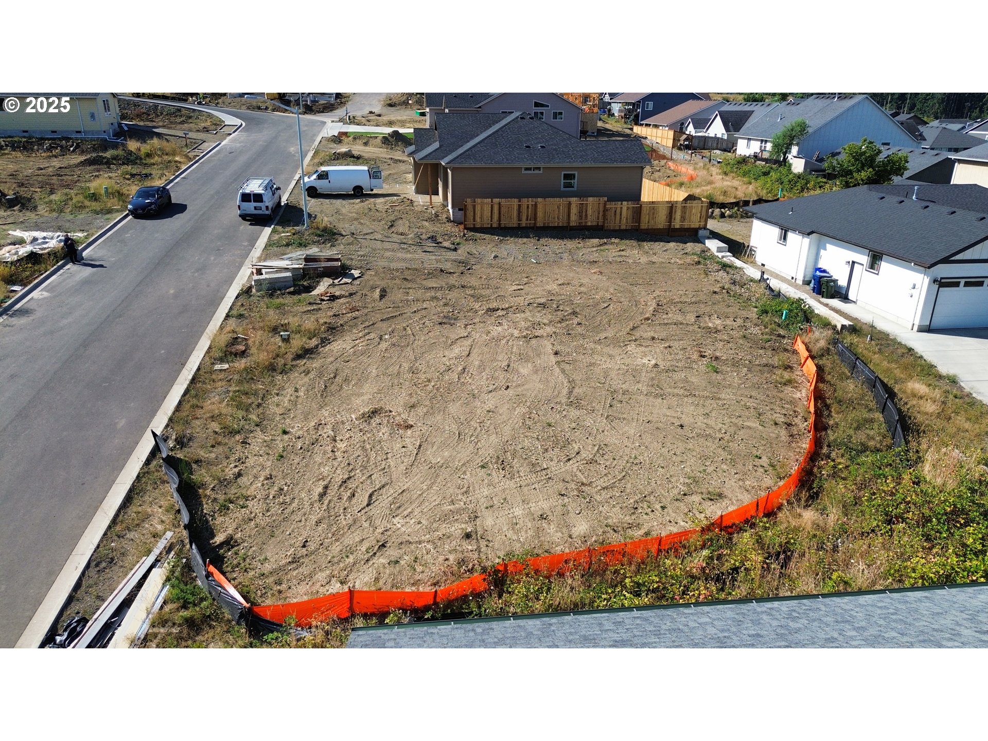 645 BOULDER LOOP