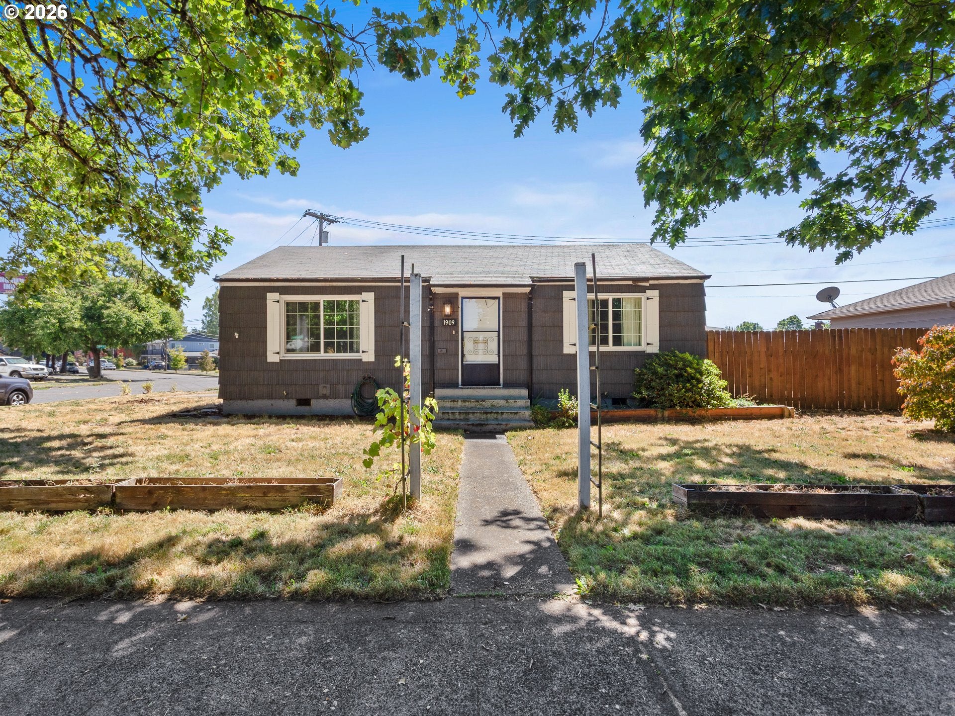 1909 Washington WAY