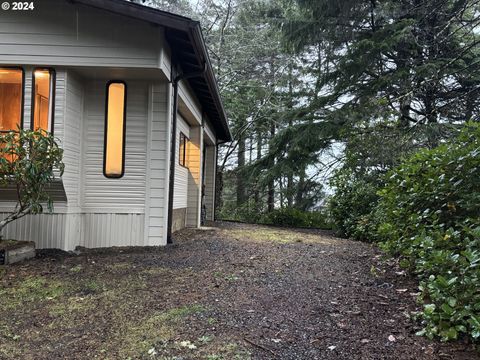 A home in Depoe Bay