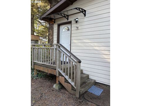 A home in Depoe Bay