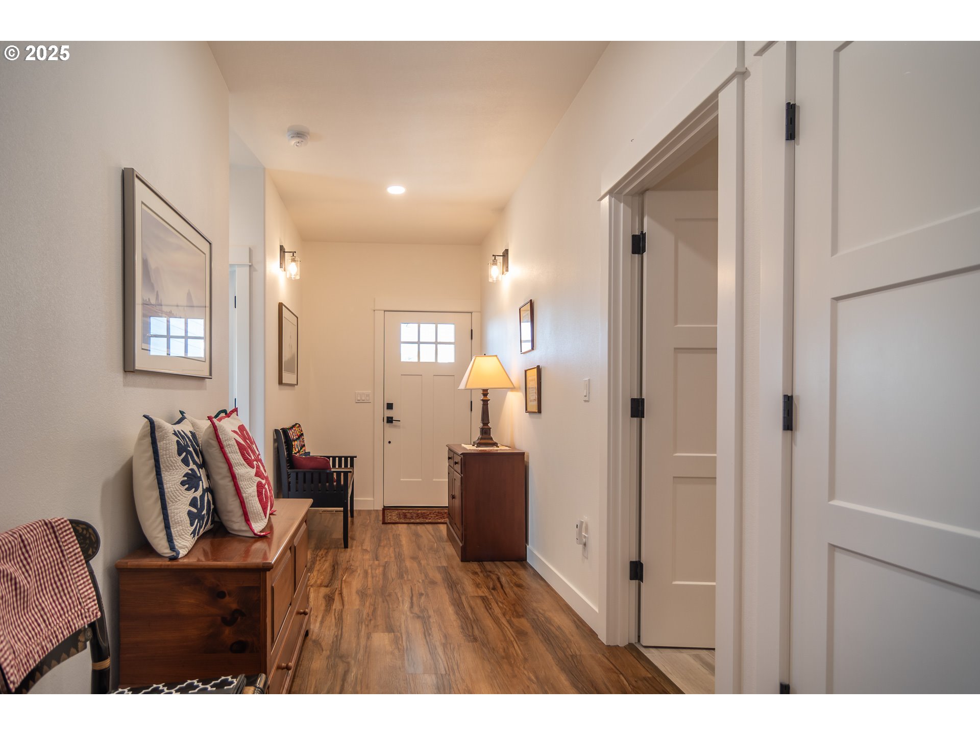 625 NE CUMMINS ST