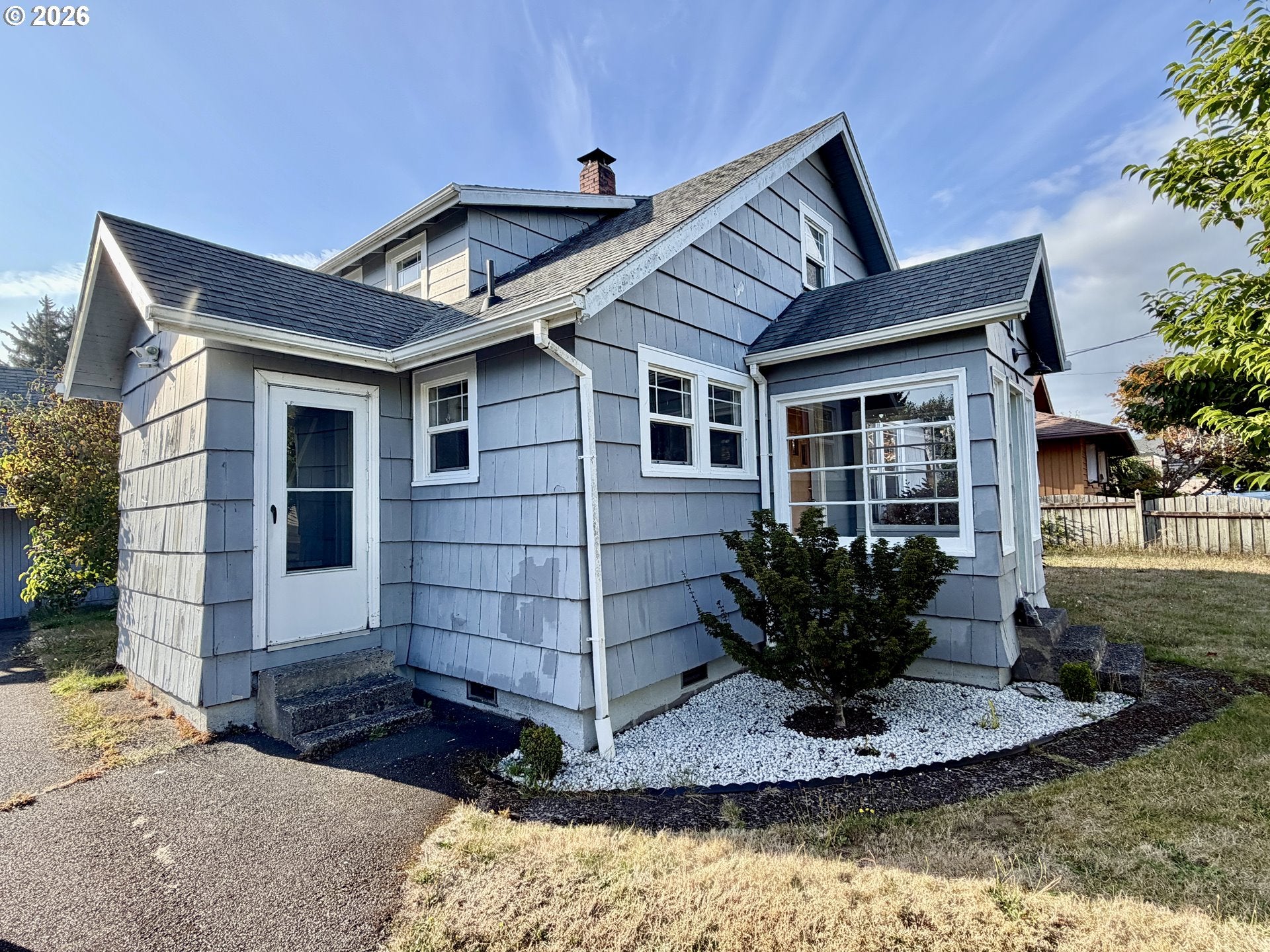 815 SW CEDAR AVE