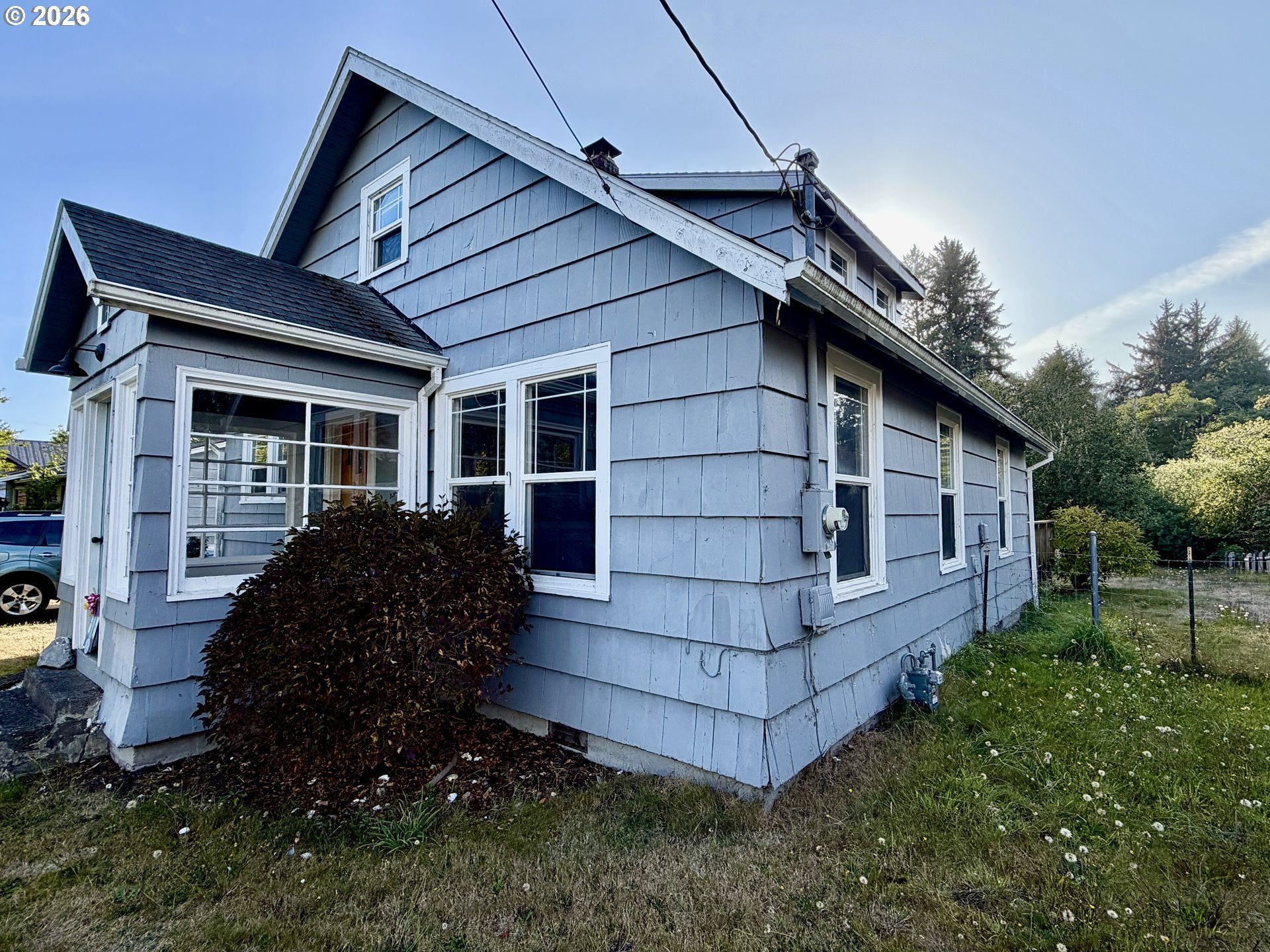 815 SW CEDAR AVE