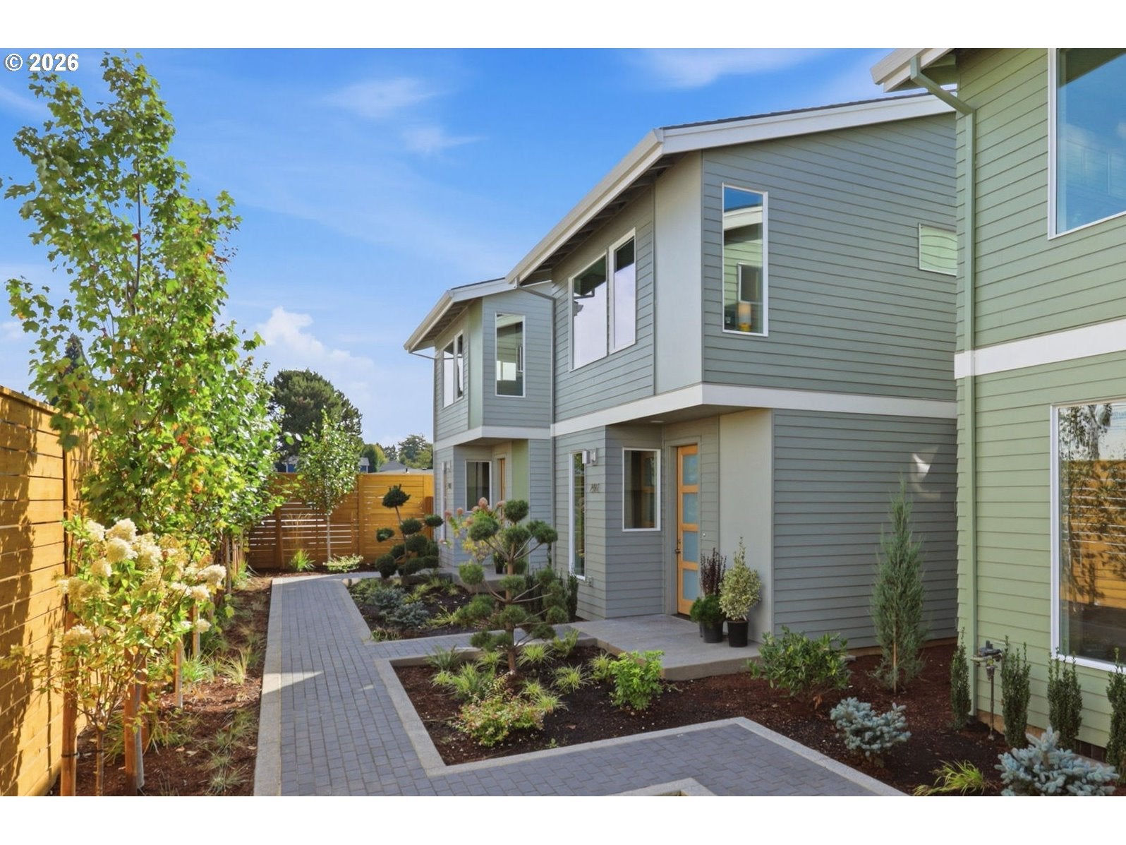 2492 SE 67th AVE