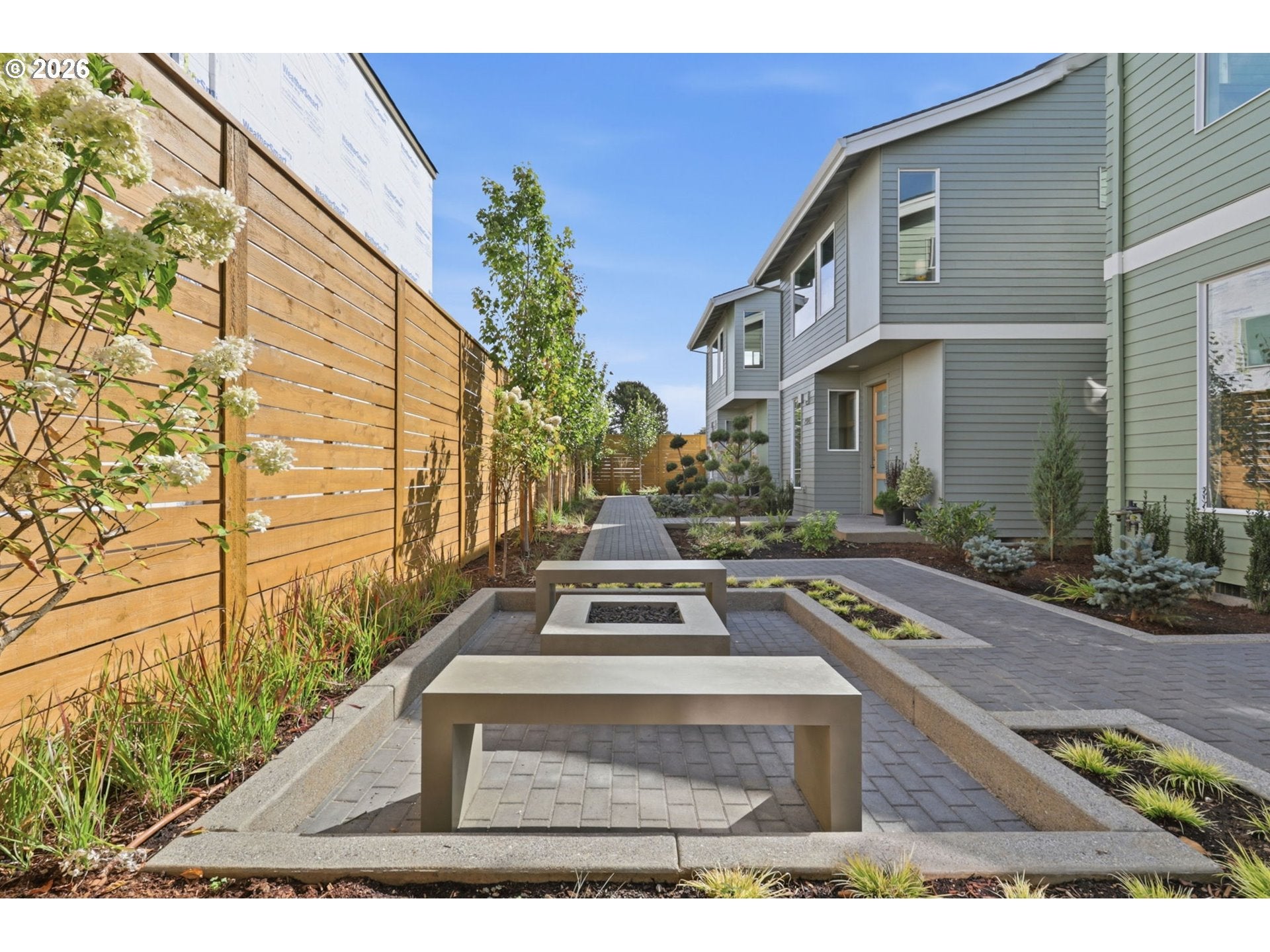 2492 SE 67th AVE