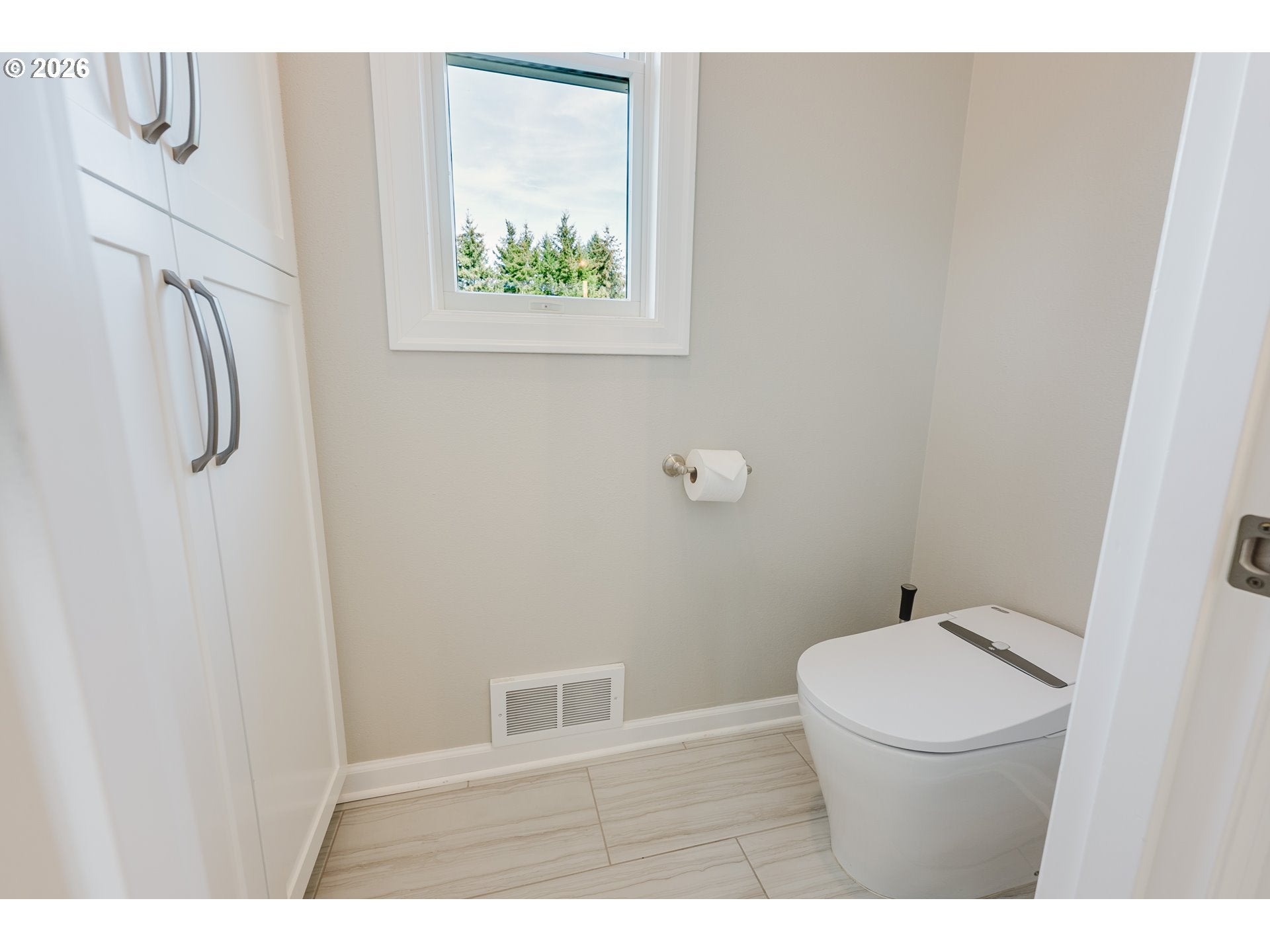 6299 SW Meridian Way, Tualatin, OR, 97062, USA, 5 Bedrooms Bedrooms, ,6 BathroomsBathrooms,Residential,Pending,6299 SW Meridian Way,717100626