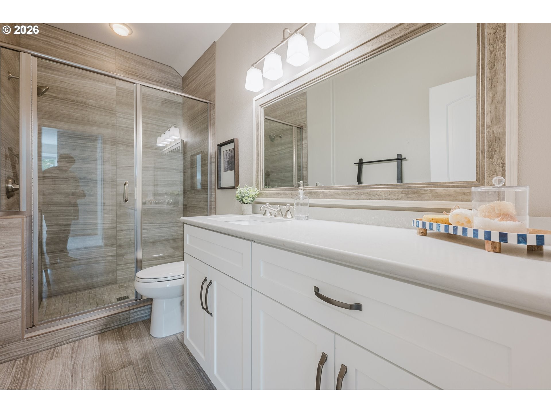 6299 SW Meridian Way, Tualatin, OR, 97062, USA, 5 Bedrooms Bedrooms, ,6 BathroomsBathrooms,Residential,Pending,6299 SW Meridian Way,717100626