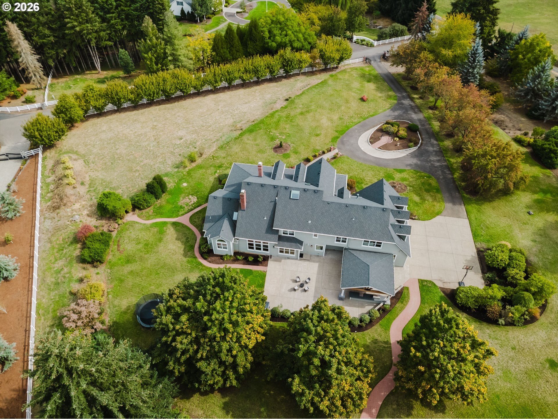 6299 SW Meridian Way, Tualatin, OR, 97062, USA, 5 Bedrooms Bedrooms, ,6 BathroomsBathrooms,Residential,Pending,6299 SW Meridian Way,717100626